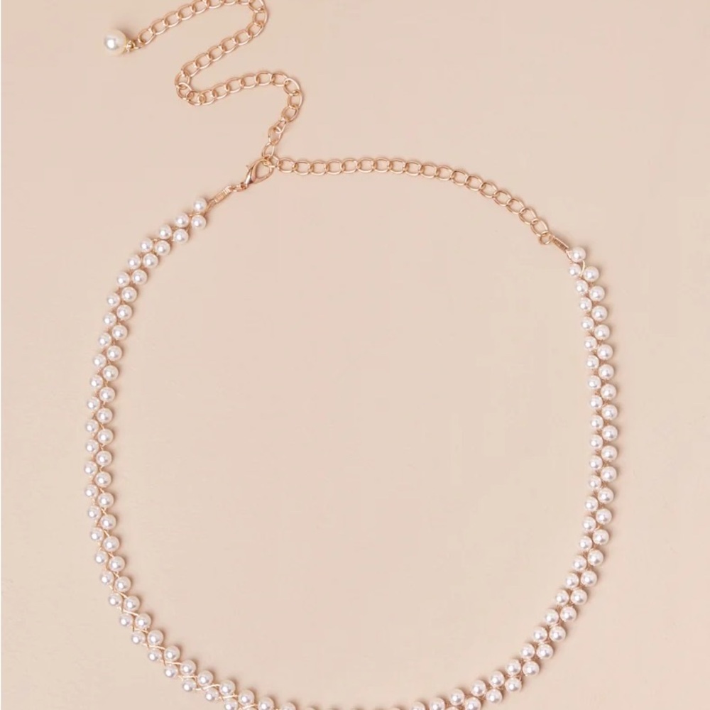 Elegant Pearl Necklace